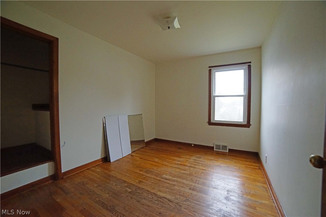 Louis Lev & Son Inc - Residential Lease