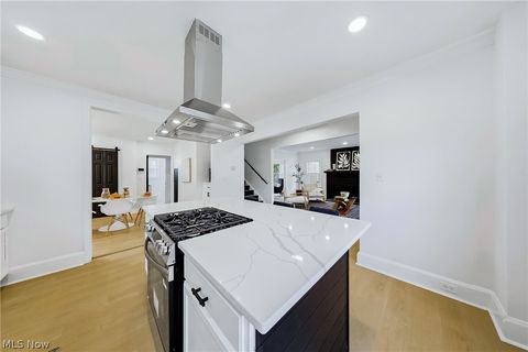 Tiny photo for 3244 Redwood Road, Cleveland Heights, OH 44118 (MLS # 5211281)