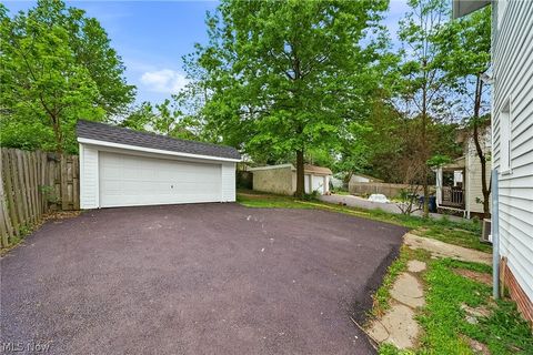 Tiny photo for 3244 Redwood Road, Cleveland Heights, OH 44118 (MLS # 5211281)