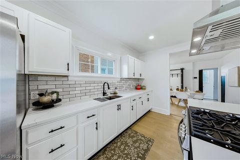 Tiny photo for 3244 Redwood Road, Cleveland Heights, OH 44118 (MLS # 5211281)