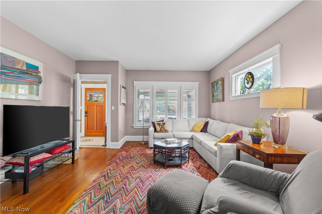 1483 E 105th Street