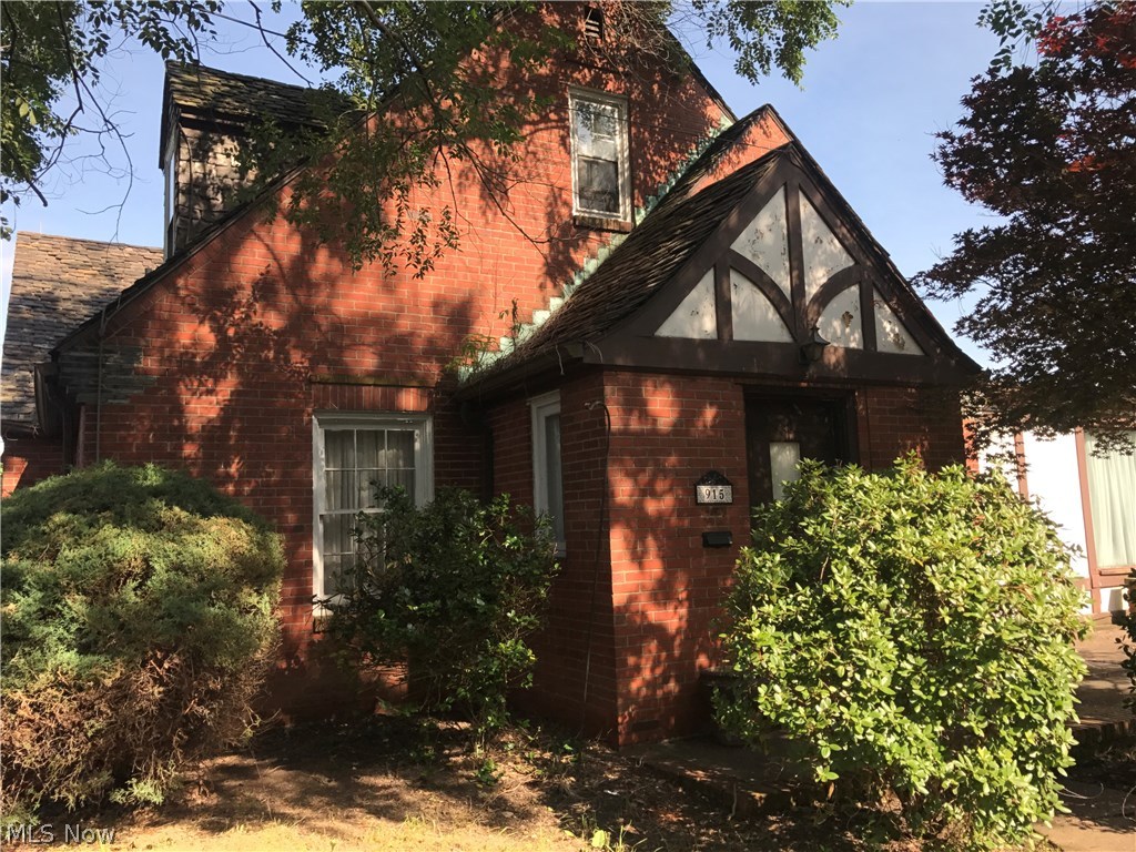 4 bedroom 2 bath home with two of the bedrooms on the first floor and two on the second. Formal dining room large living room and sitting room. This home has a lot of potential. Home is being sold “As Is.”. One full bath on first floor and one full on second.