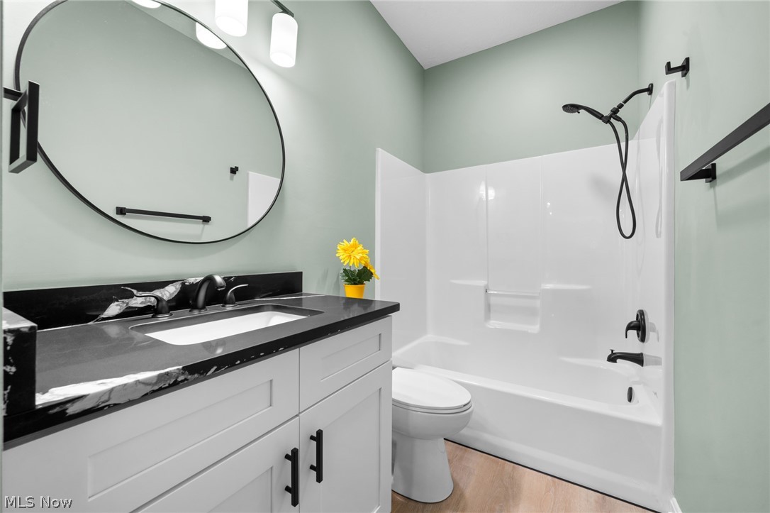 Vista Homes - Residential