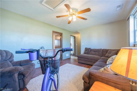 Tiny photo for 3872 Sherbrook Oval, Brunswick, OH 44212 (MLS # 5237055)