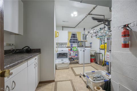 Tiny photo for 3872 Sherbrook Oval, Brunswick, OH 44212 (MLS # 5237055)