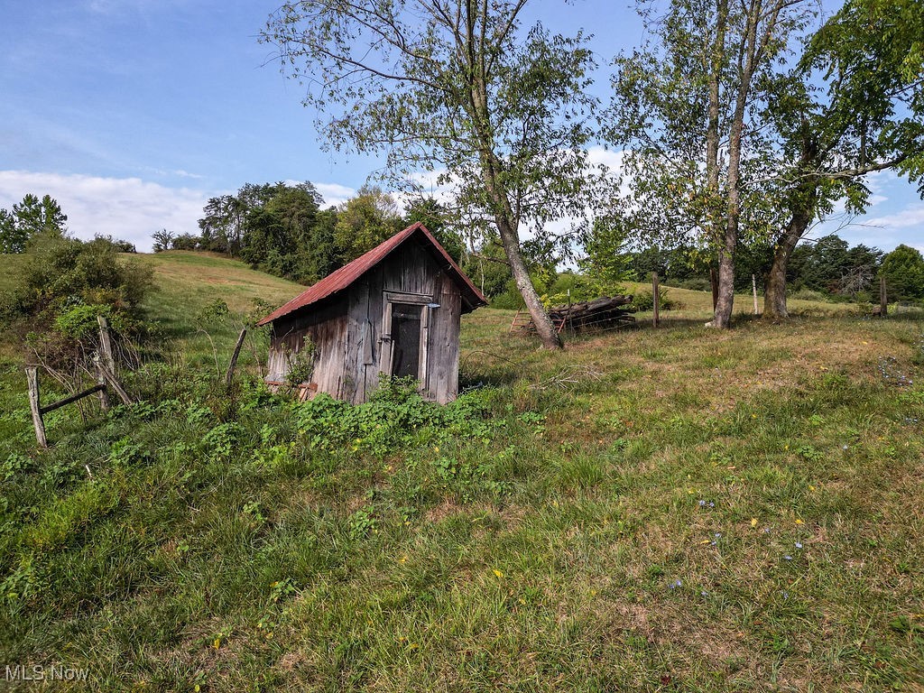 Sun Valley Road, Washington, West Virginia image 20