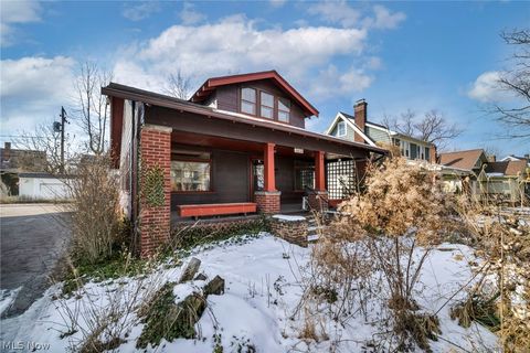 Tiny photo for 3272 Tullamore Road, Cleveland Heights, OH 44118 (MLS # 5190315)