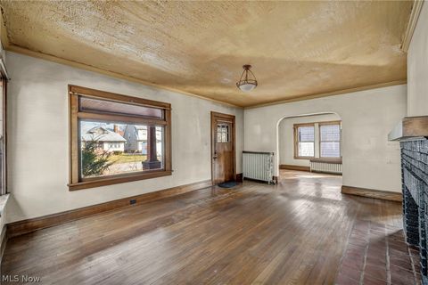 Tiny photo for 3272 Tullamore Road, Cleveland Heights, OH 44118 (MLS # 5190315)