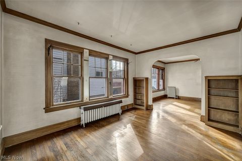 Tiny photo for 3272 Tullamore Road, Cleveland Heights, OH 44118 (MLS # 5190315)