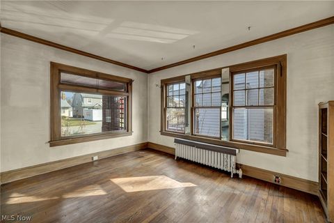 Tiny photo for 3272 Tullamore Road, Cleveland Heights, OH 44118 (MLS # 5190315)