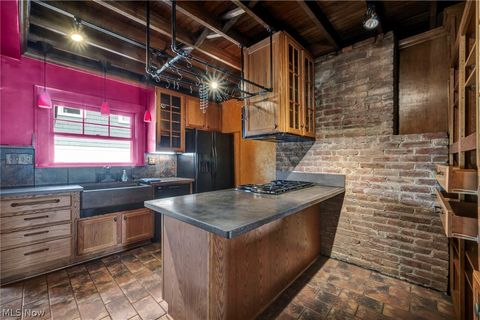 Tiny photo for 3272 Tullamore Road, Cleveland Heights, OH 44118 (MLS # 5190315)