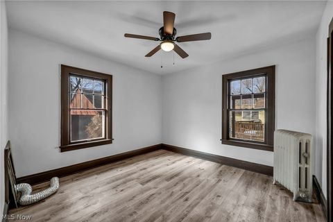 Tiny photo for 3272 Tullamore Road, Cleveland Heights, OH 44118 (MLS # 5190315)