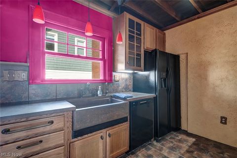 Tiny photo for 3272 Tullamore Road, Cleveland Heights, OH 44118 (MLS # 5190315)