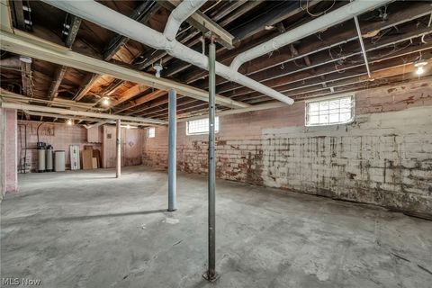 Tiny photo for 3272 Tullamore Road, Cleveland Heights, OH 44118 (MLS # 5190315)