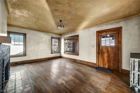 Tiny photo for 3272 Tullamore Road, Cleveland Heights, OH 44118 (MLS # 5190315)