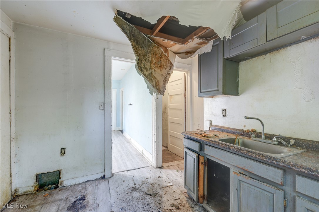 W J Crawford & Jas Parmelees - Residential Income