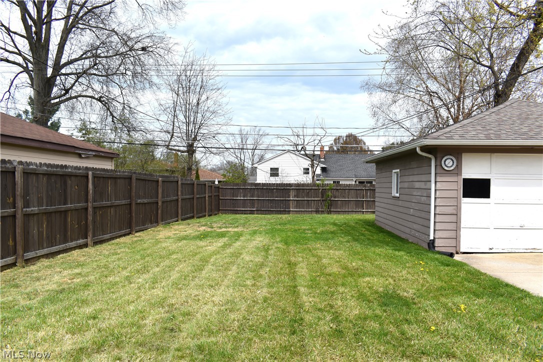 S H Kleinman Realty Cos Yorkl - Residential