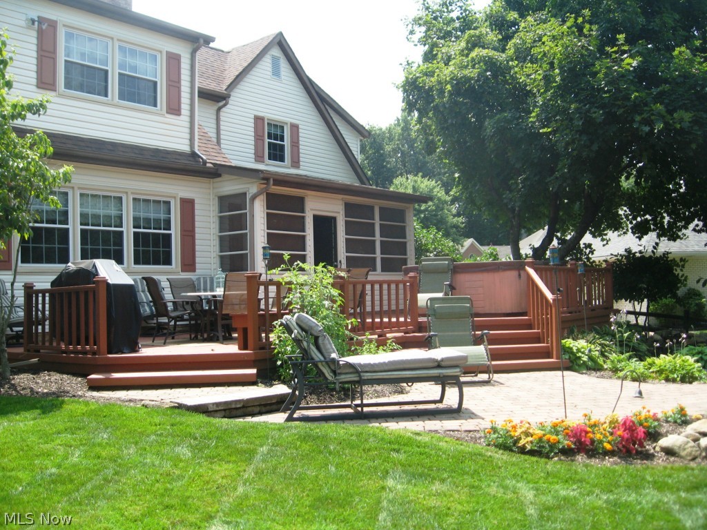 Foxchase Hills - Residential