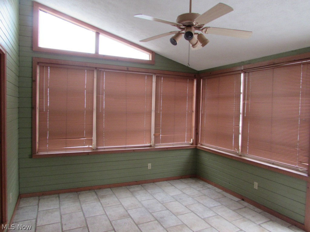 Foxchase Hills - Residential