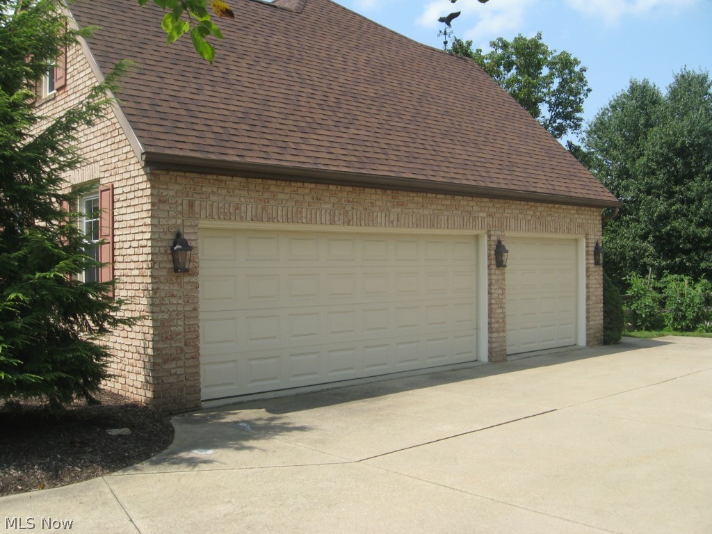 Foxchase Hills - Residential