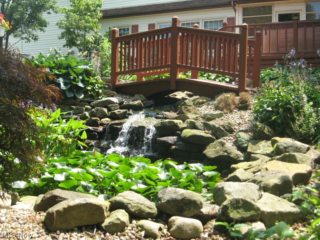 Foxchase Hills - Residential