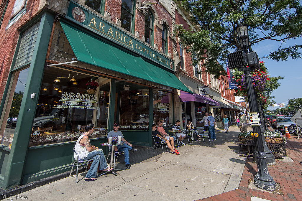 Big Turtle Condo - Residential