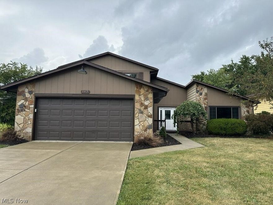 Multiple offers: Highest/best by Friday 8-9-24 1:00PM EST. Spacious colonial offers a formal living room w/ vaulted ceilings. Formal dining room and eat in kitchen. An open floor plan allows views into the family room w/ fireplace from the kitchen. Spacious back yard fully fenced - great for recreational activities!  Attractive curb appeal with split colonial style interior, slab. Lots of living space with oversized family room and fireplace. Lots of light throughout. All bedrooms on second floor. Built in and plenty of cabinet and counter top space to express your culinary talents. Very appealing home with side street sought after location.  Property must be on the market 7 days prior to submission of any offers. Seller will not make any repairs. Beautiful home.