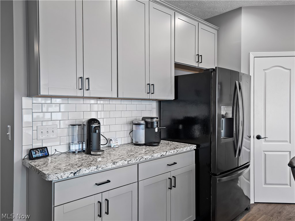 Four Seasons at Chestnut Ridge - Residential