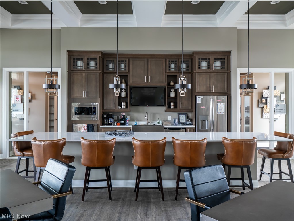 Four Seasons at Chestnut Ridge - Residential