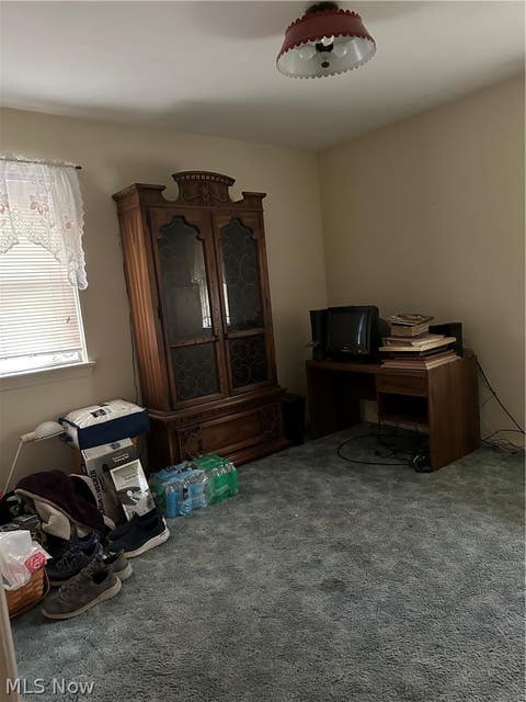 Tiny photo for 5530 Oakwood Avenue, Maple Heights, OH 44137 (MLS # 5238917)