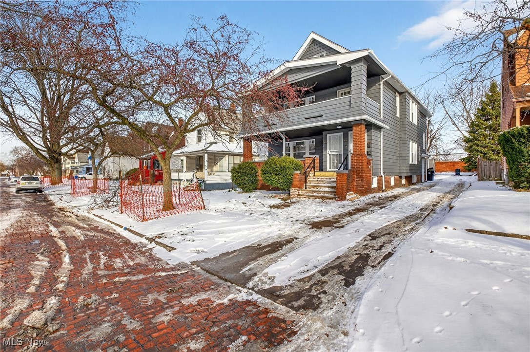 Moses & Burton - Residential Income