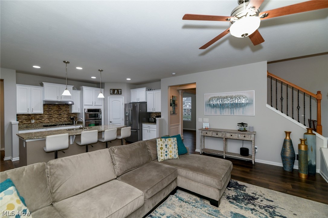 Hawthorn Ph 04 - Residential