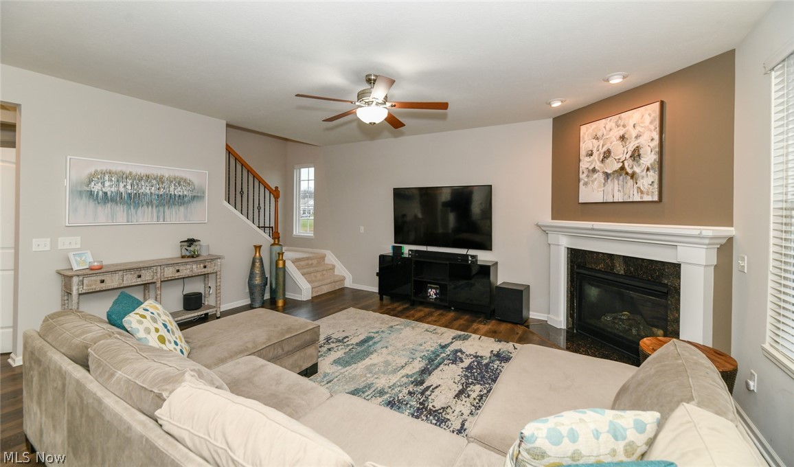 Hawthorn Ph 04 - Residential