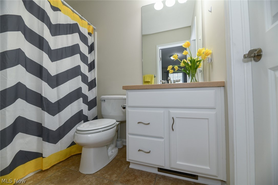 Hawthorn Ph 04 - Residential