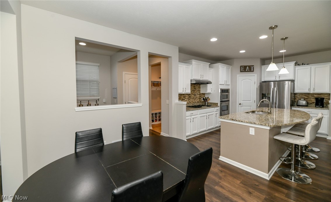 Hawthorn Ph 04 - Residential