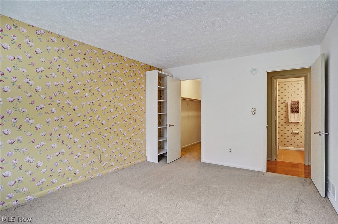 Whispering Heights Condo - Residential