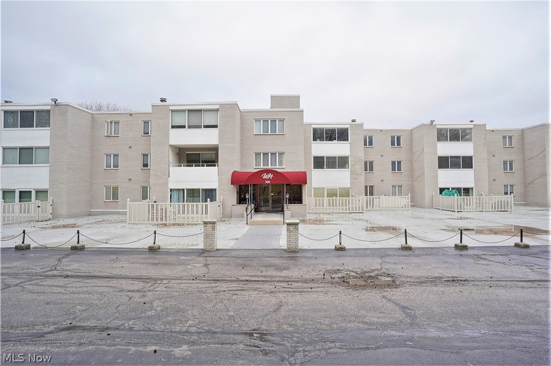 Whispering Heights Condo - Residential