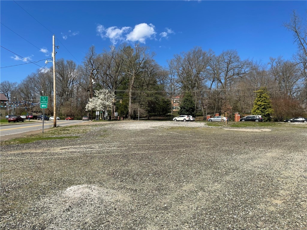 Toll Gate Adn - Commercial Sale