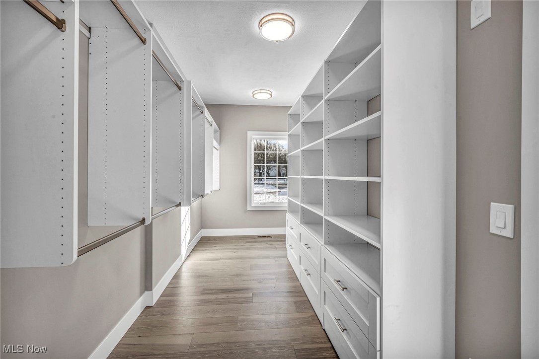 Hunting Vly Farms - Residential