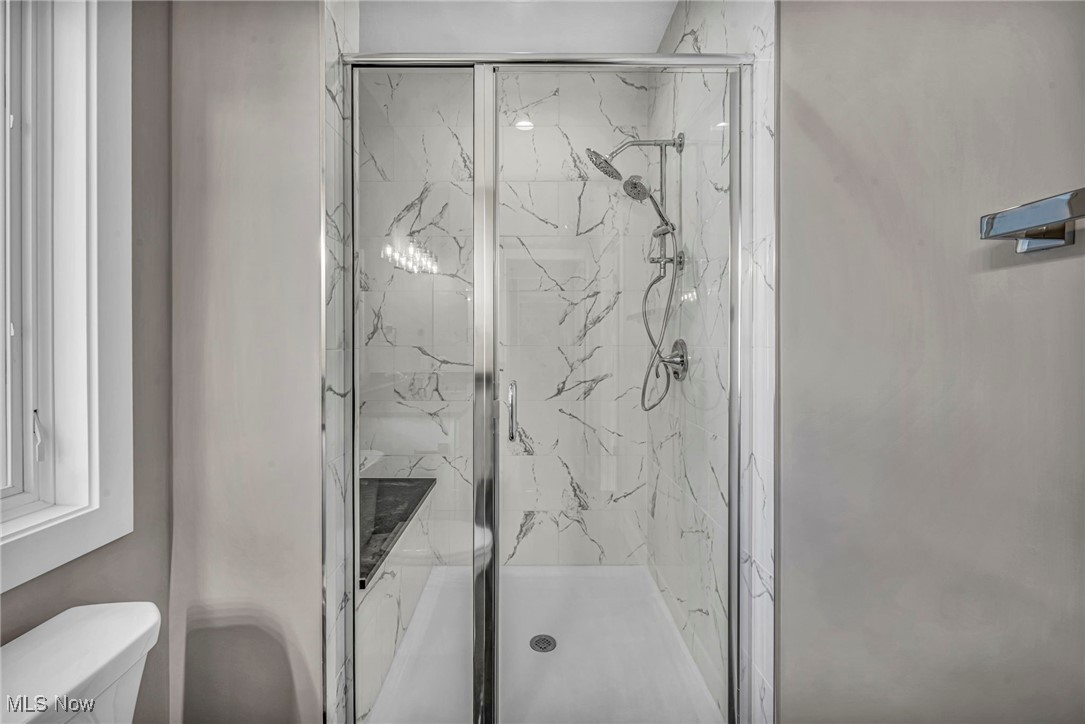 Hunting Vly Farms - Residential