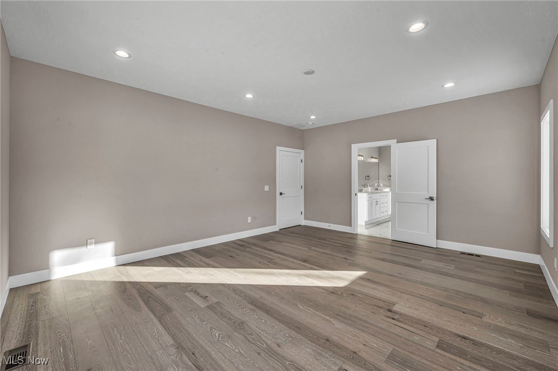 Hunting Vly Farms - Residential