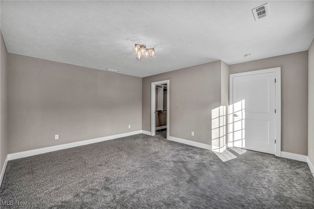 Hunting Vly Farms - Residential