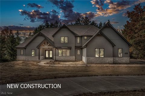 35 Hopewell Trail Moreland Hills OH 44022