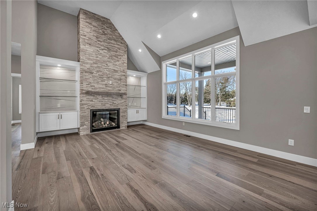 Hunting Vly Farms - Residential