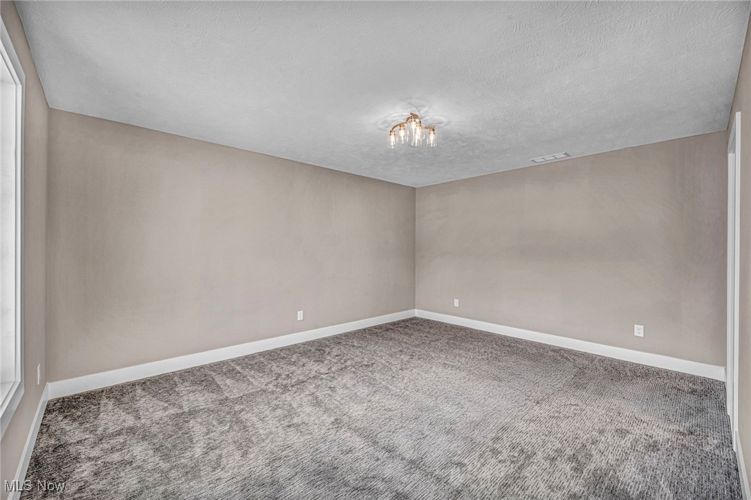 Hunting Vly Farms - Residential