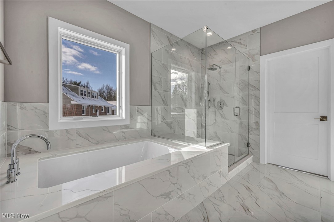 Hunting Vly Farms - Residential