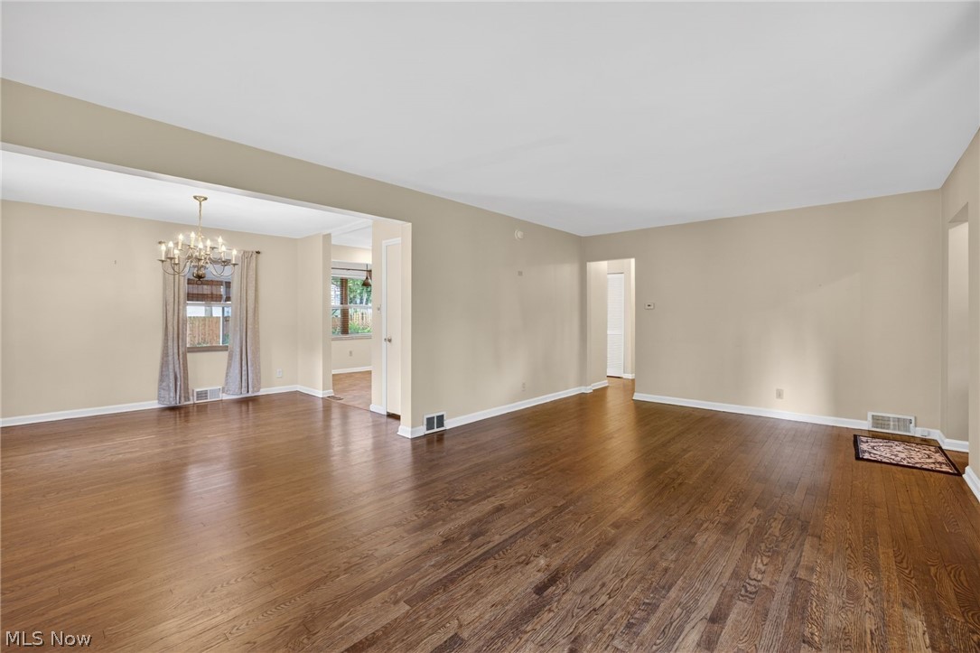 Merriman Manor - Residential