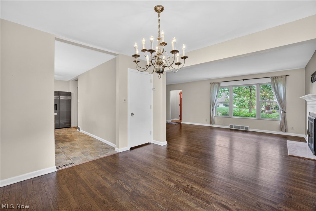 Merriman Manor - Residential