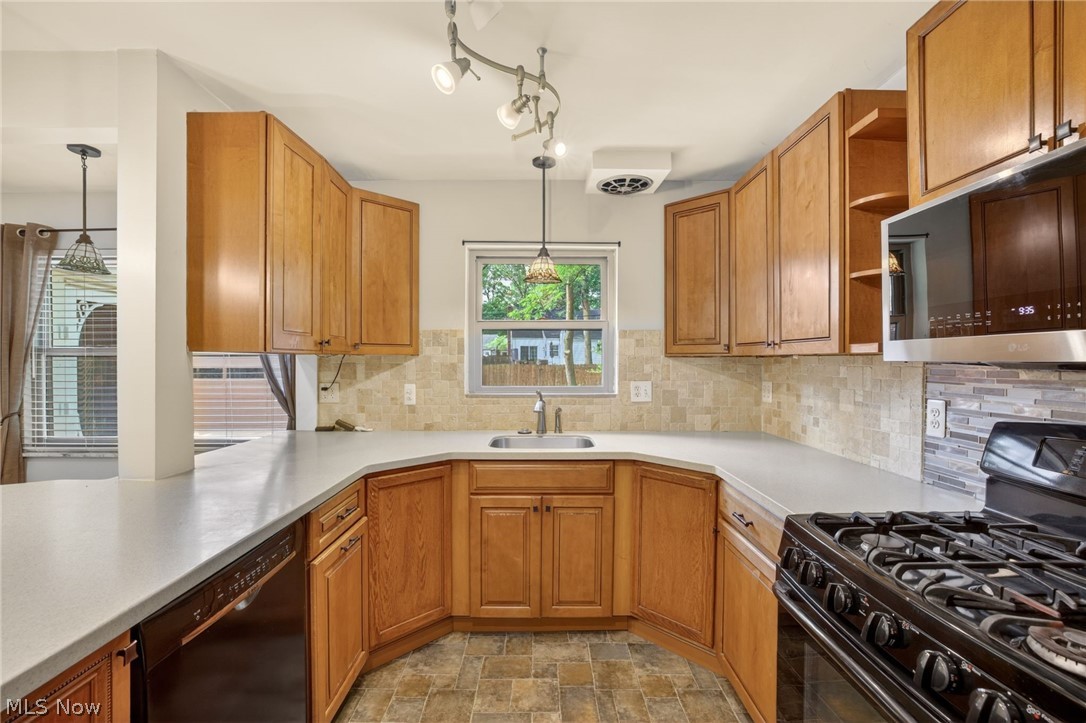Merriman Manor - Residential