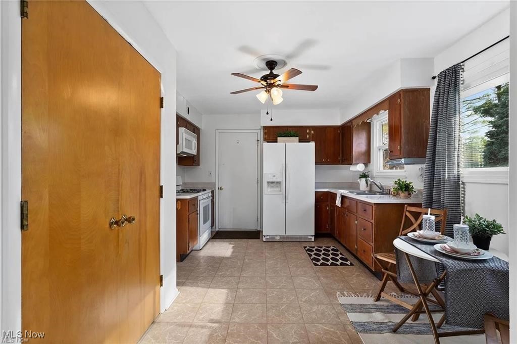 Hawley Drive 01 - Residential Lease